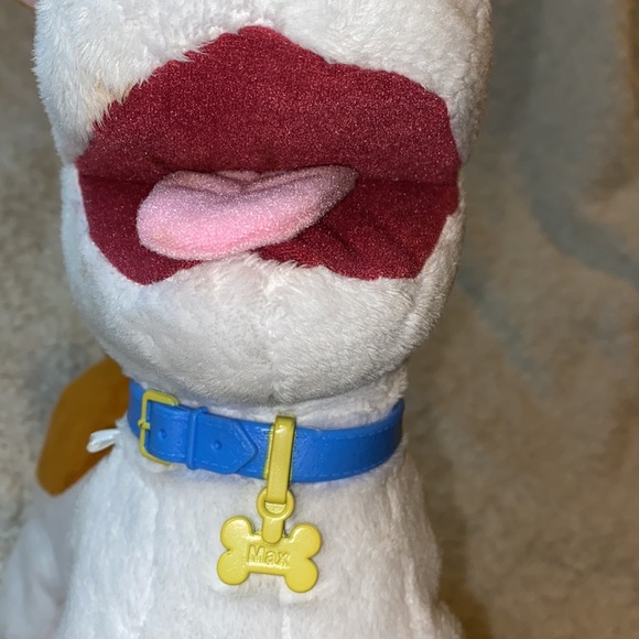 Max the dog from Secret Life of Pets standing animal character toy - Picture 8 of 9